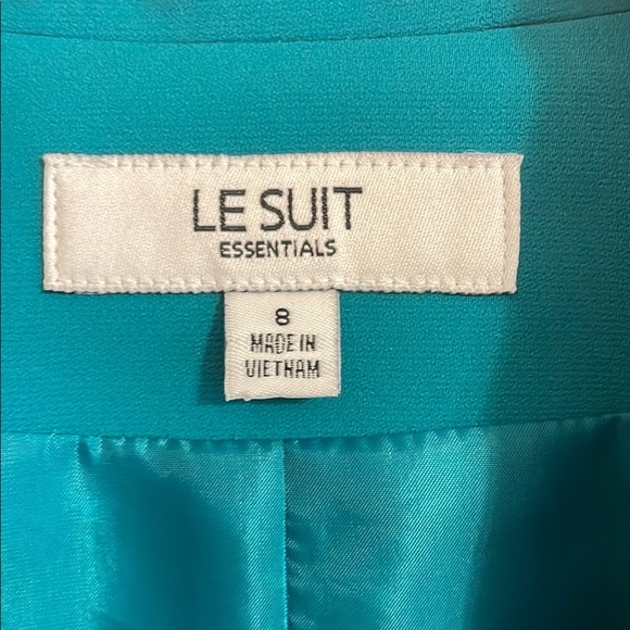 Le Suit Blue Blazer Structured Tailored Design - Picture 2 of 4